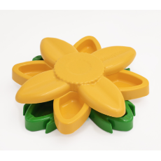 Zippy Paws SmartyPaws Puzzler Feeder Interactive Sunflower 28x28x7.6cm